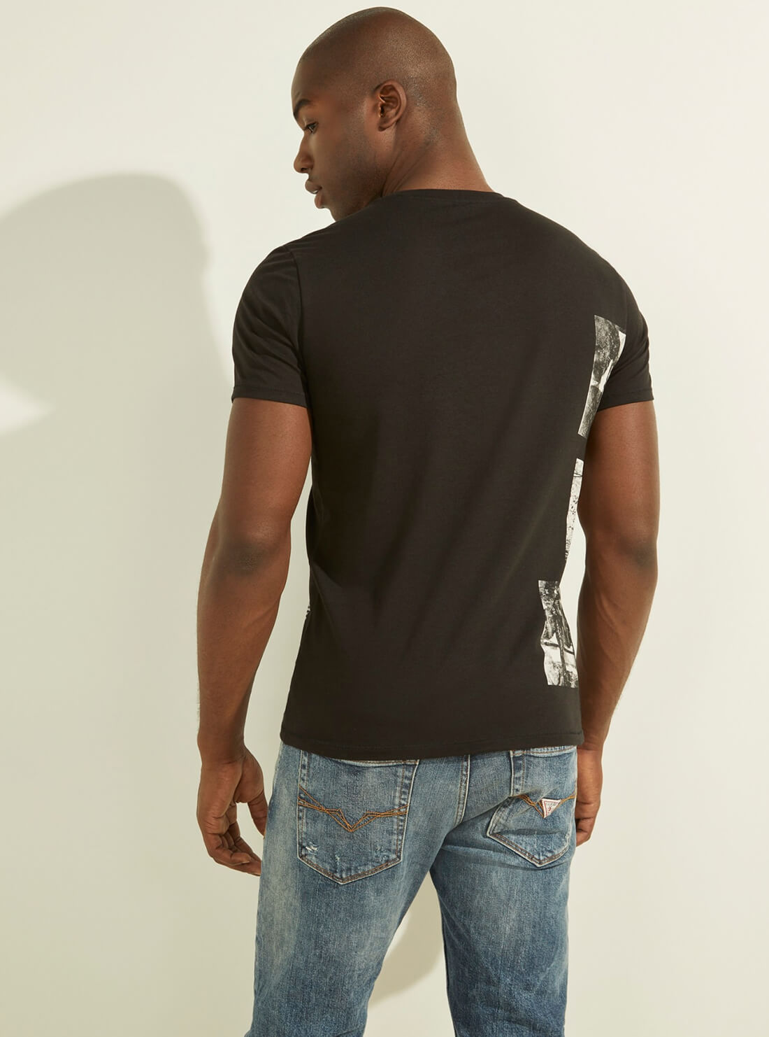GUESS Mens Black Typewriting T-Shirt M1YI73R5JK1 Back View