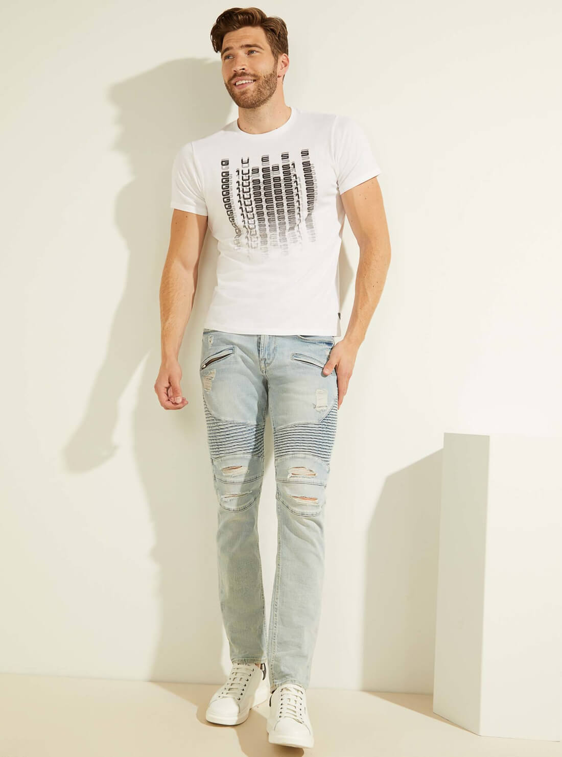 GUESS Mens White Repeater Logo T-Shirt MBGI31R9RMA Full View